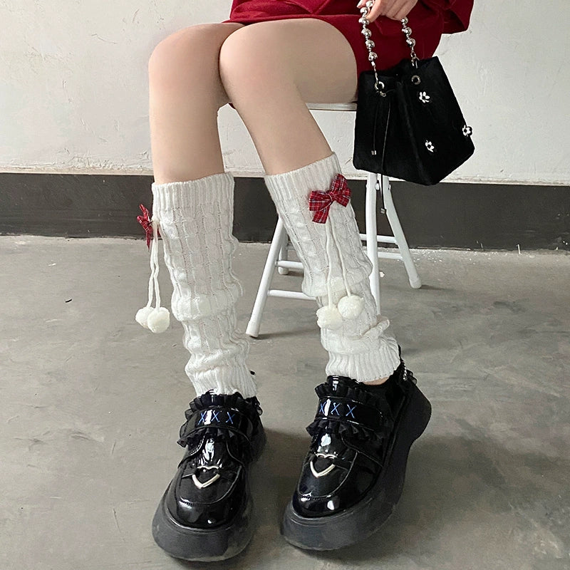 Pom-Pom Bow Leg Warmer